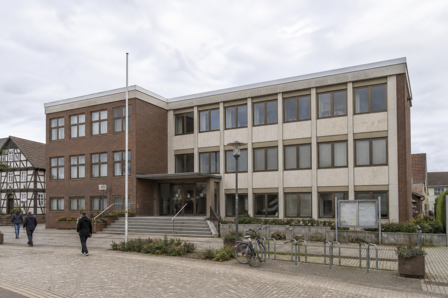 Das fiktive Rathaus von Scherbenthal